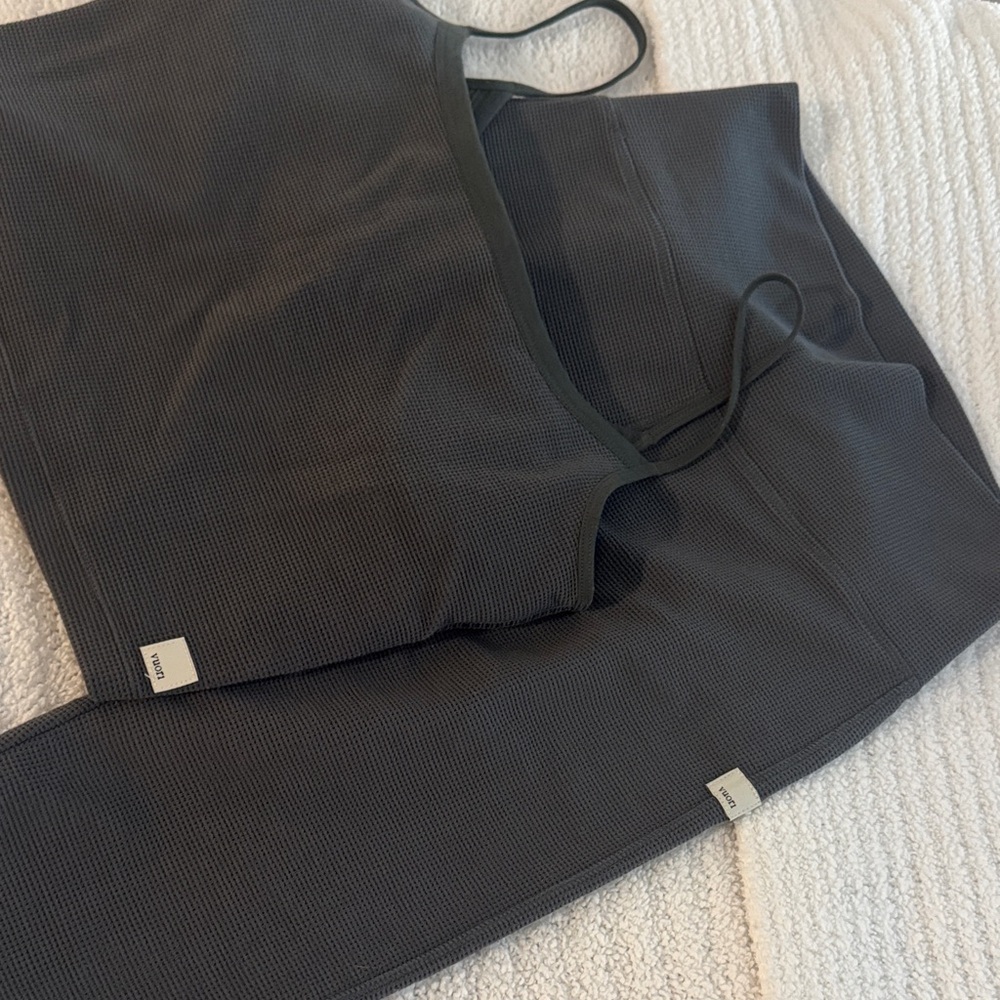 Vuori Black Tank Top & bottom